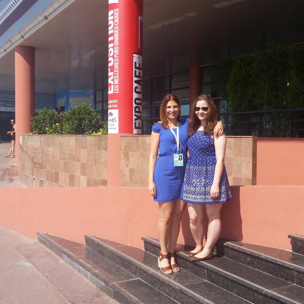 Karkimedia's tweet photo. Media-pari Heidi ja Janna aloittivat työnsä Cannesissa tänään #younglions #younglionsfinland #canneslions http://t.co/yYdu7LcxEG