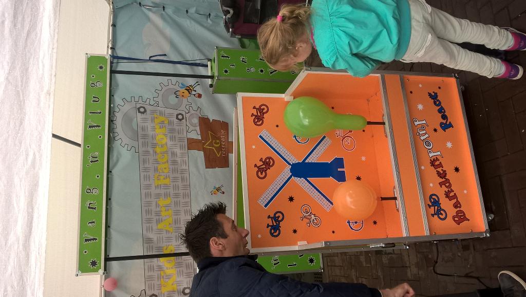 GRecreatie's tweet photo. Laat je papa winnen op vaderdag, of ga jij voor de winst? @Culinair2015 http://t.co/81nUTLc0rq