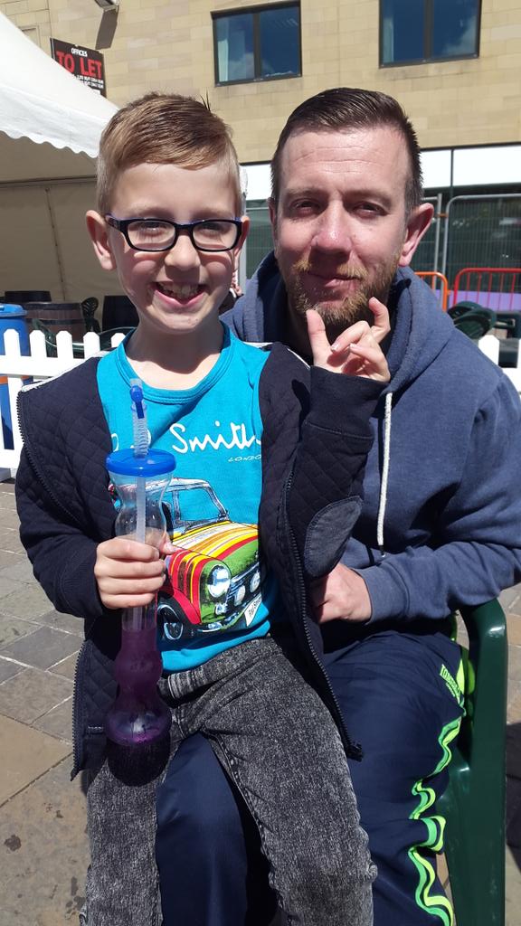 bosie84's tweet photo. Happy Fathers Day @acciesfan or as Nathan says "you are epic" 🎉🎊🍺 #FathersDay http://t.co/ng7KbTd5Gq