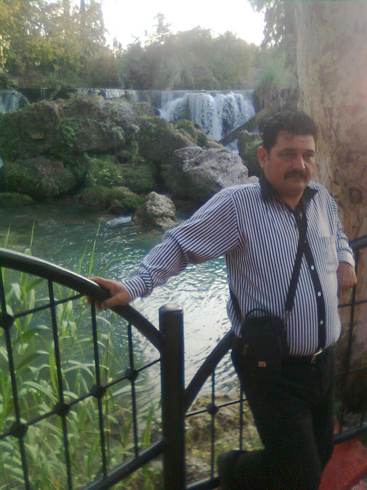 Hayatta güvenebileceğim tek adam.
#İyikiVarsınBabam 💙 😘 
#babalargununkutluolsun  😘