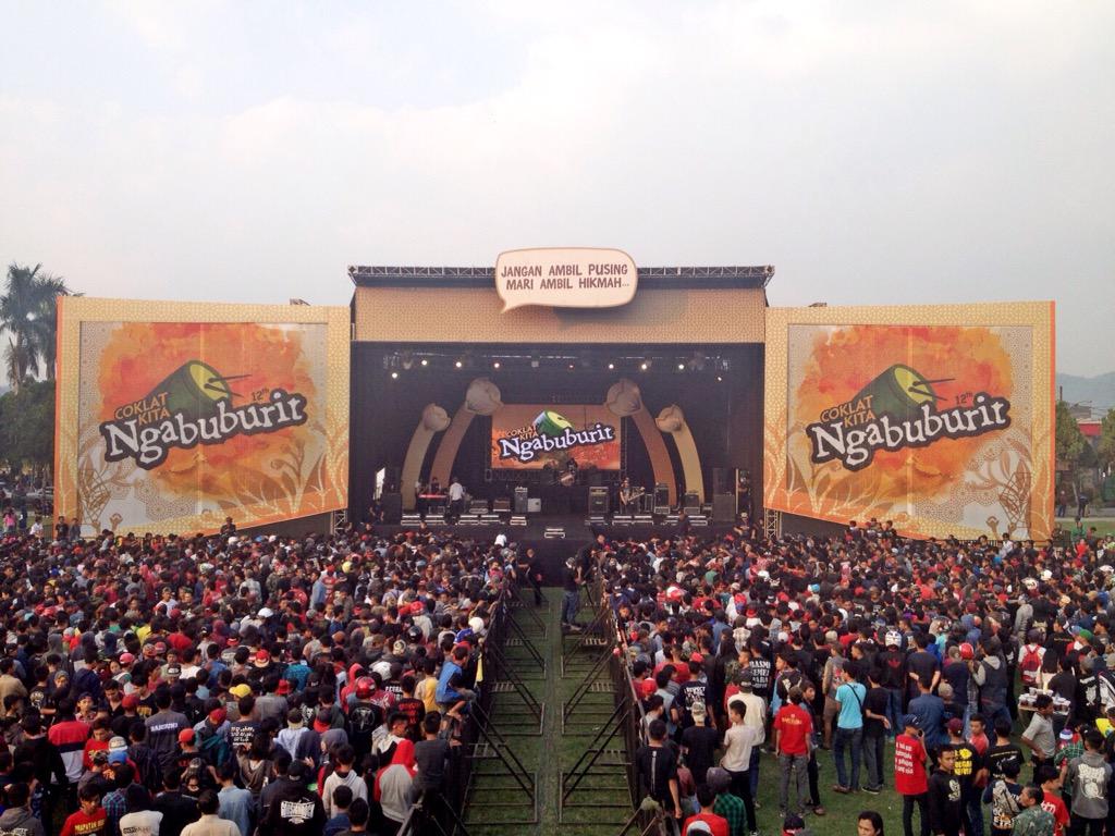 Start Mulai Hari Ini Di Lap.Kopasus Batujajar Kab.Bandung
<a href="/ROSEMARYsk8punk/">ROSEMARY SKATEPUNK</a> 9 Kota #TOURLIFE #coklatkitaNGABUBURIT