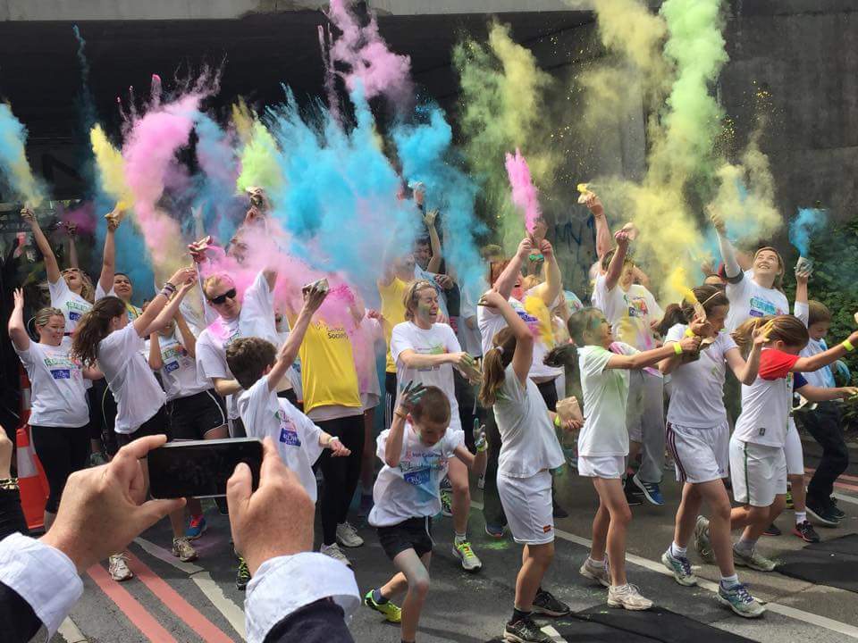 Galway_Research's tweet photo. From all @ResearchatNUIG - Well Done to everyone who took part in the @nuigalway @IrishCancerSoc #ColourDash today http://t.co/SC1CHaG6go