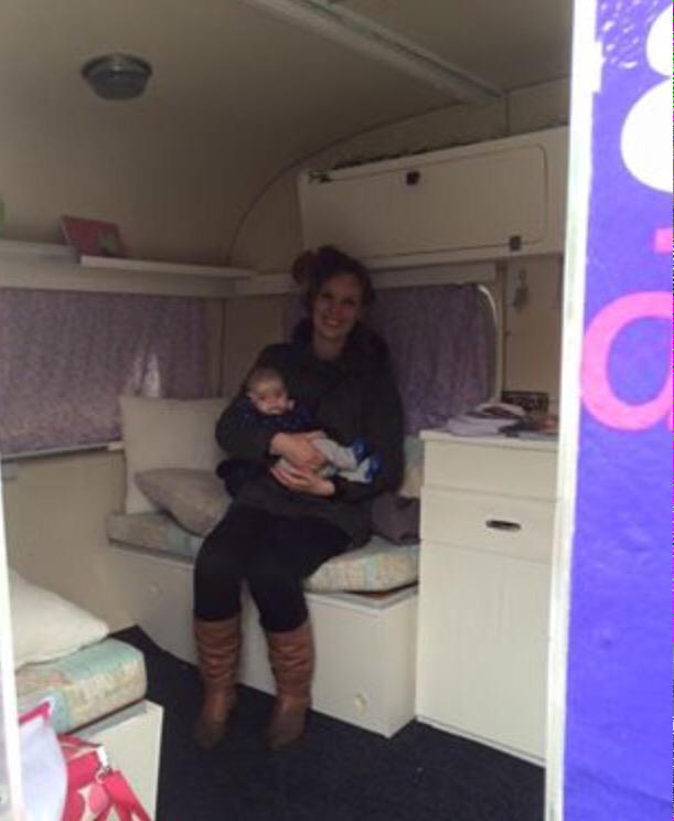 OverSKSG's tweet photo. Baby voeden, verschonen of kolven kan in de SKSG Babycaravan op @KidspirationNL http://t.co/v9mA3WcVBm