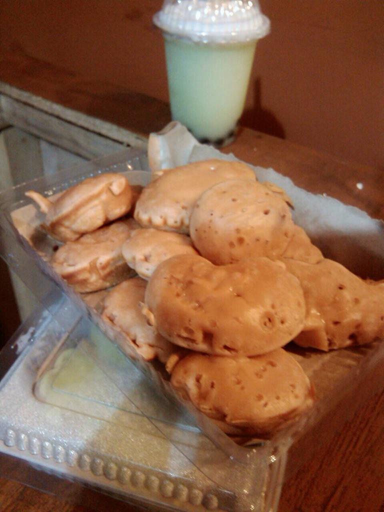 Menu berbuka puasa baru kue cubit red velvet 👍