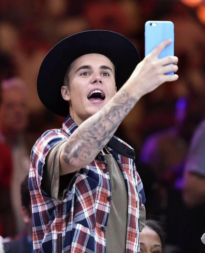 0502_wakana's tweet photo. 最近のjustin とてつもなく
やばいです😨💗💗💗💗💗
@justinbieber
#JustinBieber #cutest #JustinForMMA http://t.co/M3uhnrTfOi