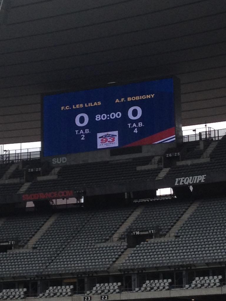 District93foot's tweet photo. Victoire de @AFBobigny au TAB 4-2 contre #fcleslilas au @StadeFrance !!#finales93 @Football_IDF @LeParisien_93 http://t.co/d1HvKty5sn