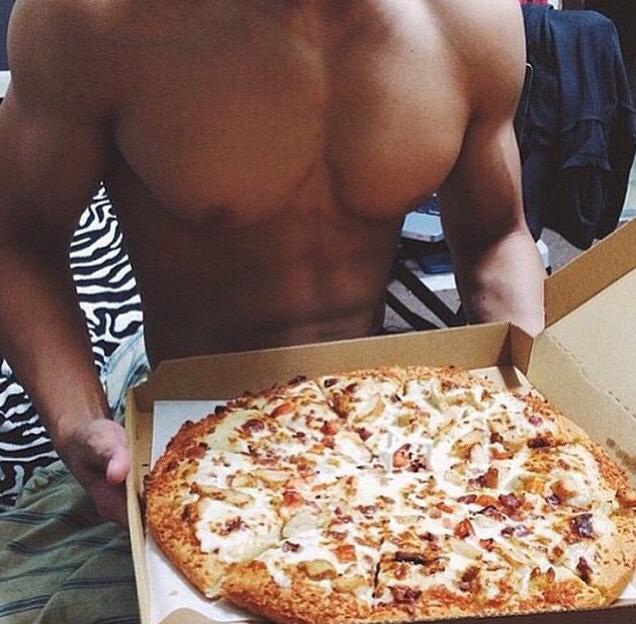 ManCandyDailyy_'s tweet photo. Which one is desert OMG😍 http://t.co/zY9cHatyYe