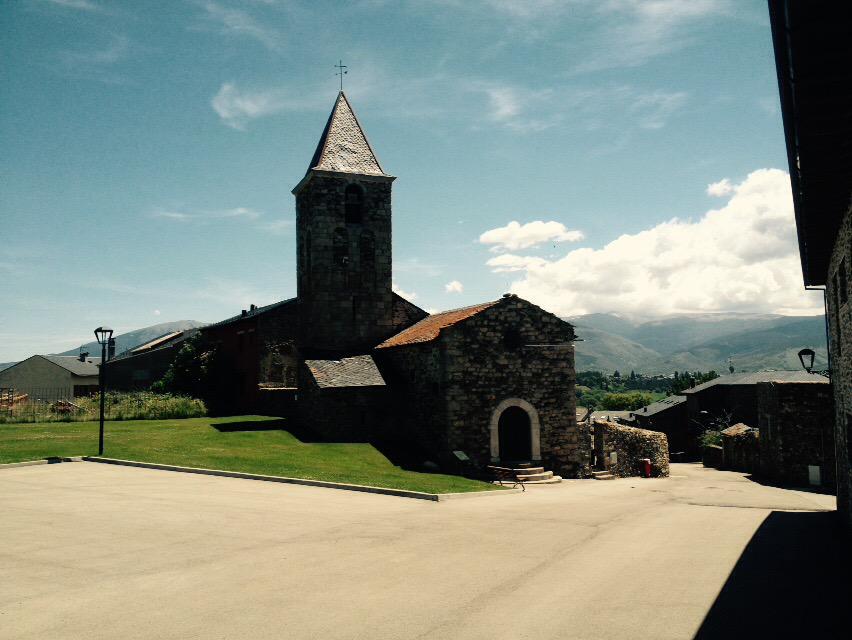 francescsoler's tweet photo. Bon diumenge #saneja #cerdanya @jordicampos @PlanaJosep @oscar28planes @davidgaspar_ @elisabetroch @jmarinpu http://t.co/NMGfjaOWRP