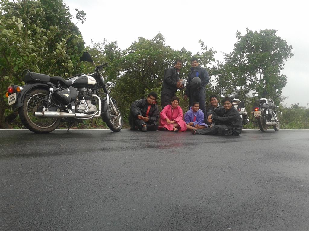 sai_dhekne's tweet photo. #Rotaract #RotarctMapusa #Rotaract3170 #Roadies2015 #adventure #funUnlimited #FourthDestination #CaboDeRama http://t.co/2LVK7NH4hl
