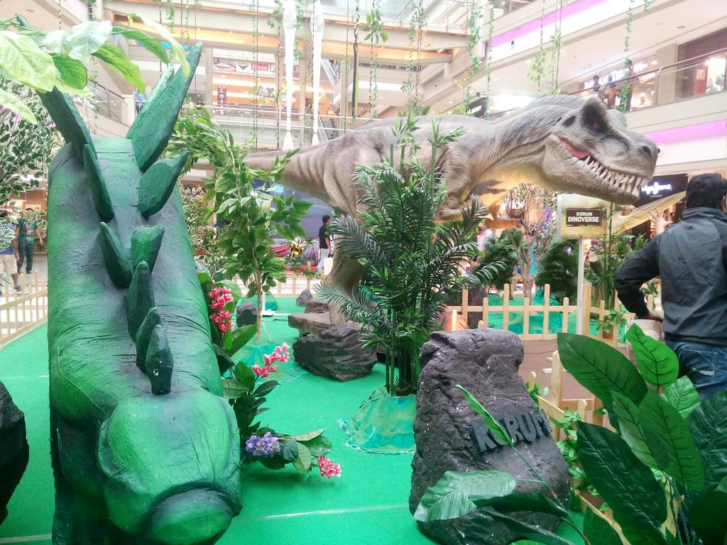 Dinosaurs in Korum Mall, were looking so real #Thane