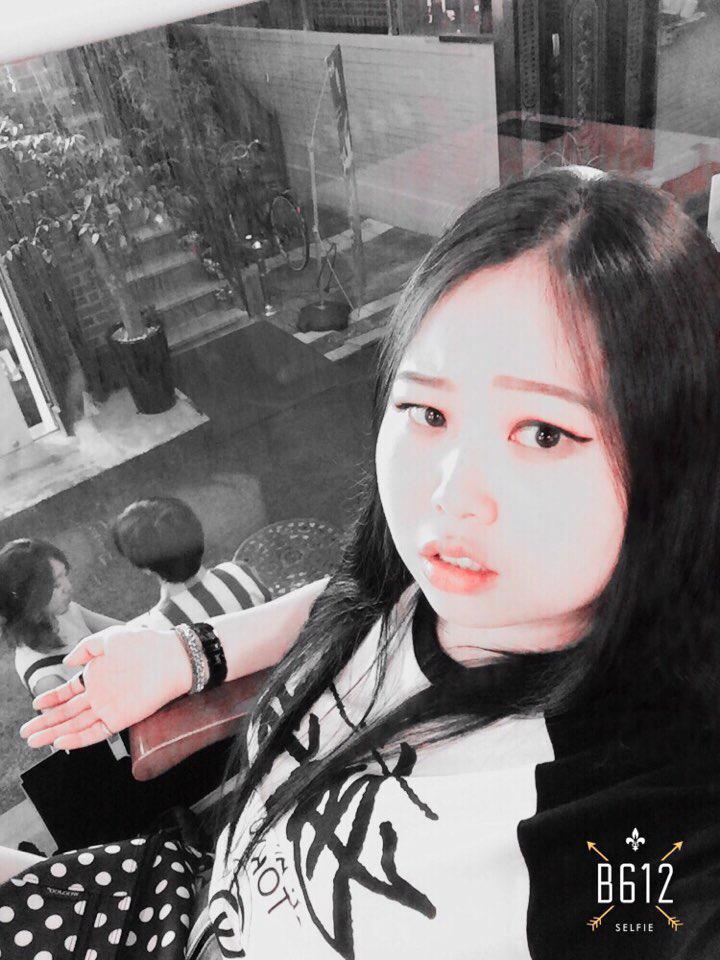natalimlim's tweet photo. Лето~🌸~ любовь~❤️~                         А я сижу и жру.....все правильно😂😂 http://t.co/jkT1wgyOy7