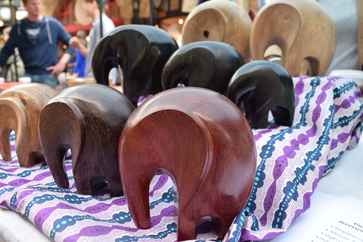 2nd day of <a href="/ALG_Mkt/">A Little Giving Mkt</a> the #socent #popup in #CamdenMarket’s #NorthYard is in full swing. Come check it out! #BuySocial