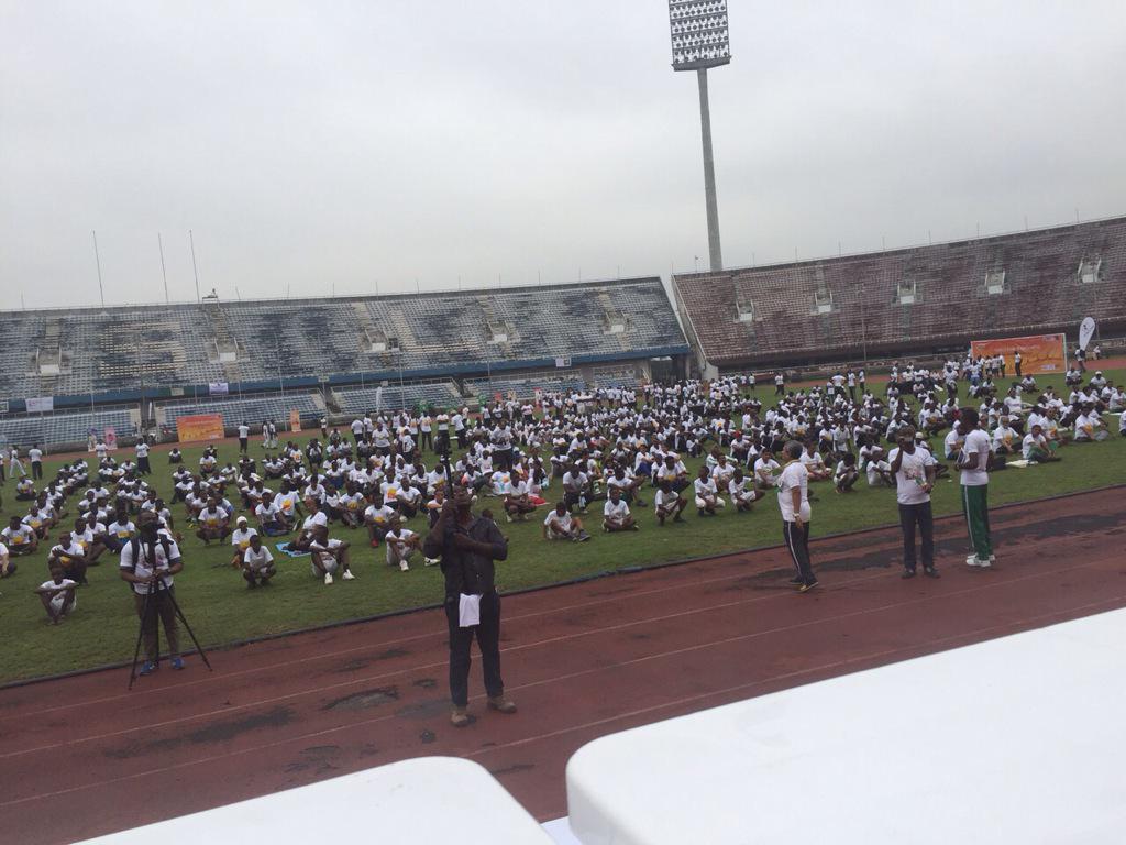 Gurudev's tweet photo. Bringing Health &amp; Happiness to Africa! #ArtofLiving Yogathons in South Africa,Nigeria,Tanzania on Iday of Yoga. http://t.co/Os5iaVuDNI