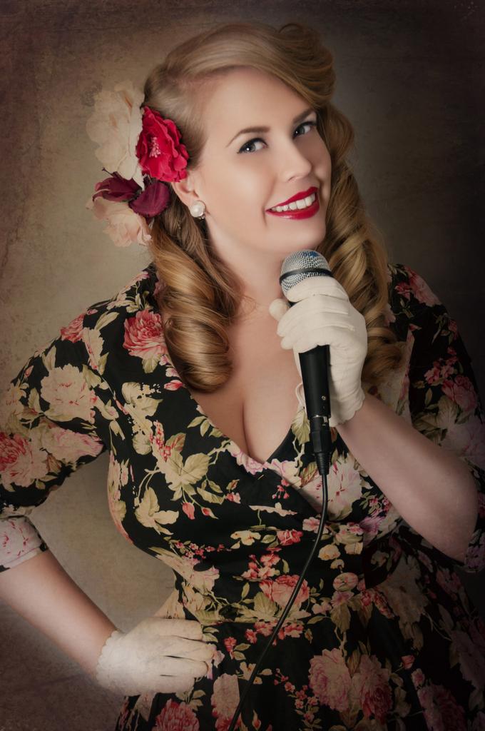 Fun gig in Littlehampton last night! Looking forward to next weeks shows! Photo by the superb <a href="/verve_photo/">VerveRockabillyPhoto</a> #vintage