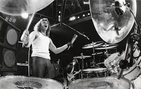 Happy birthday Joey Kramer, drummer for - 65 today. 