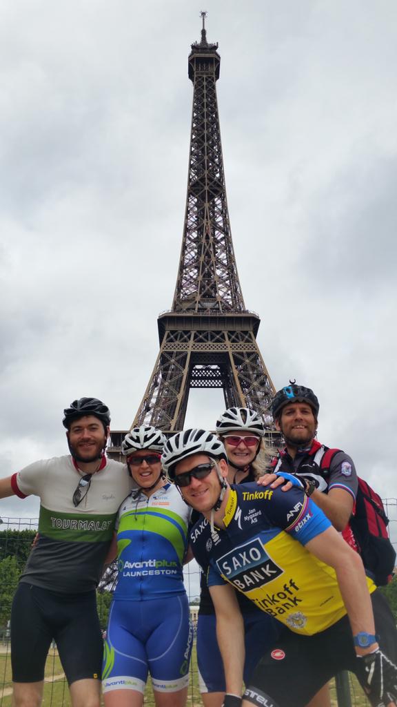 klfitme's tweet photo. Paris #cyclingadventures we made it! http://t.co/v4Ty6Ir98B