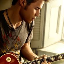 Happy birthday Kris Allen! 