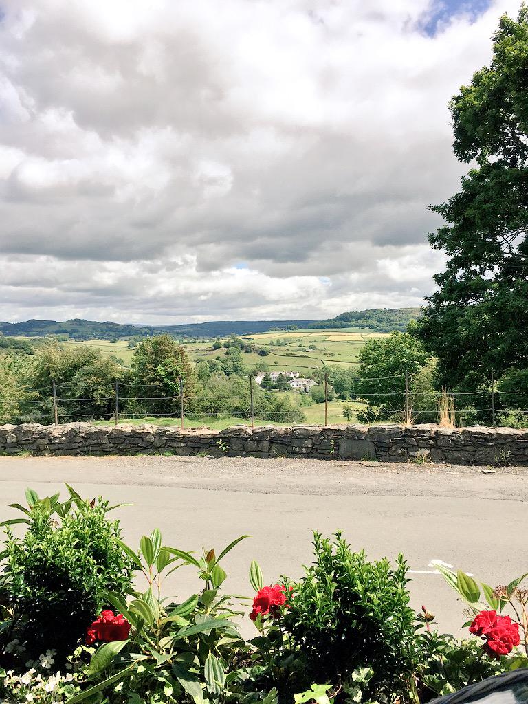 Finishing off writing a brief on a Sunday isn't so bad when this is the view. Roast beef incoming... <a href="/StrawberryBank/">Masons Arms</a>