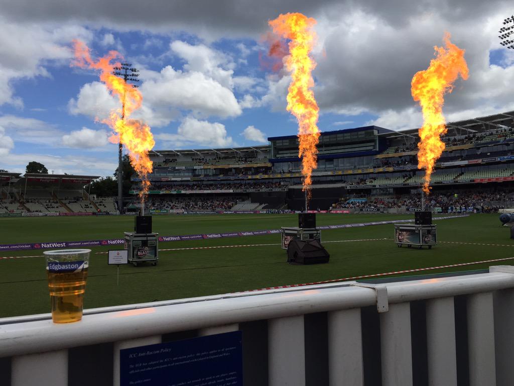 PhilSmithPJS's tweet image. #YouBears