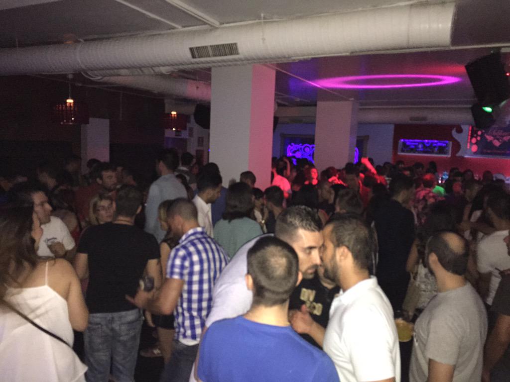 sublimeclub's tweet photo. Así estaba anoche sublime!! gracias a tod@s http://t.co/AS0nQne34w