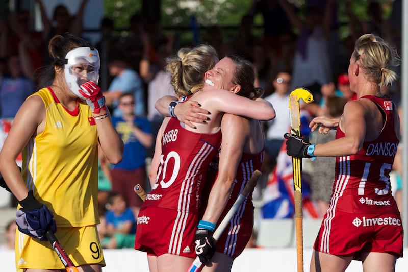 FIH_Hockey's tweet image. #HWL2015 VAL - The champions! @_GBHockey&apos;s dominance complete with seventh straight win in Valencia