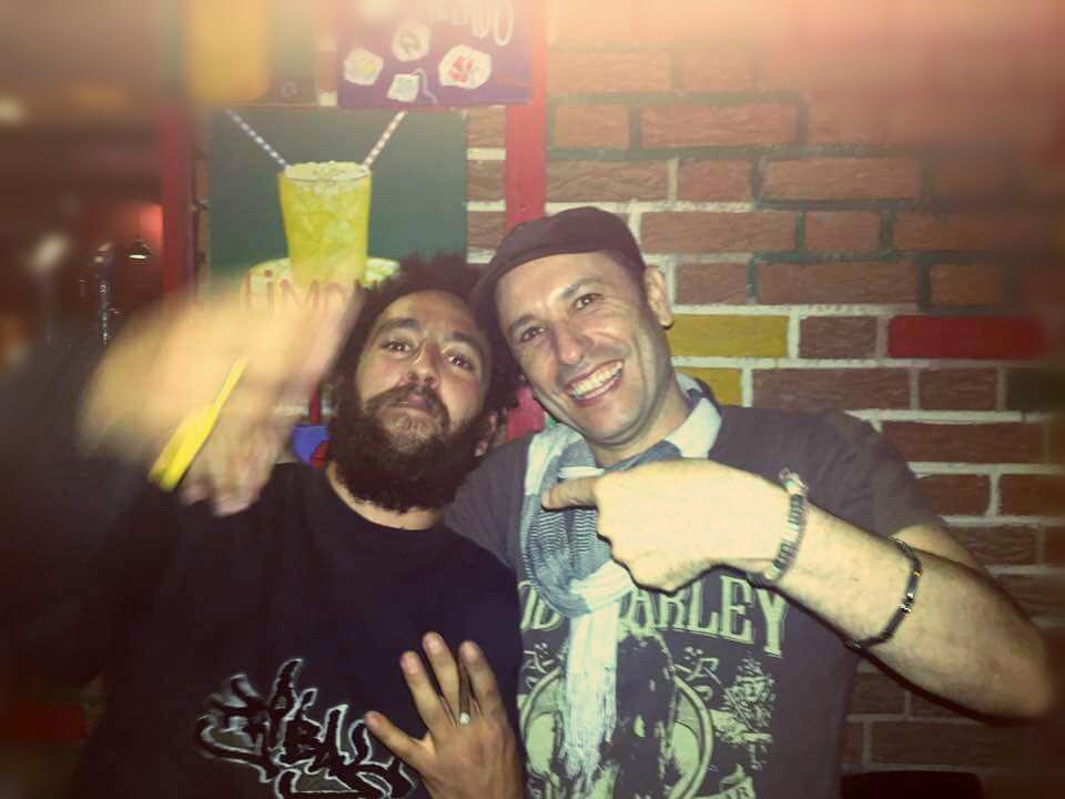 ElToubabMusic's tweet photo. La música es #Compartir @EdgarNanoo #Gracias @piesdescalzosj #Jamaica http://t.co/3yF4QGhfoF