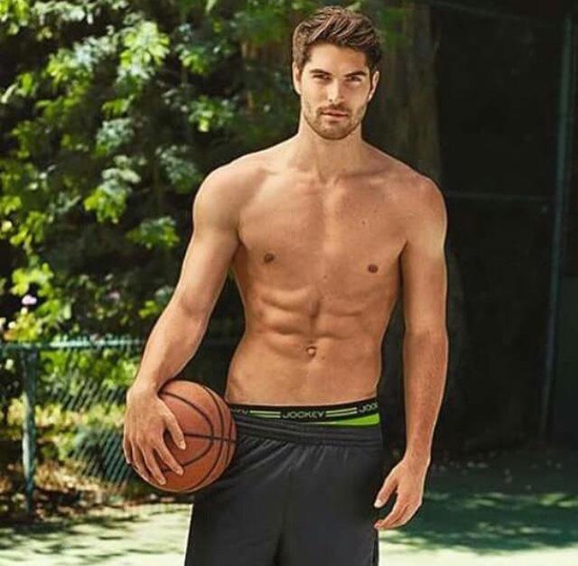 Man Candy tweet media