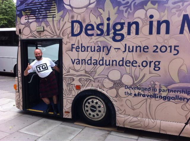 travgallery's tweet image. The last hour of #DesignInMotion. And last chance to see our driver/guide Andy in his kilt. @VADundee @EdinCulture