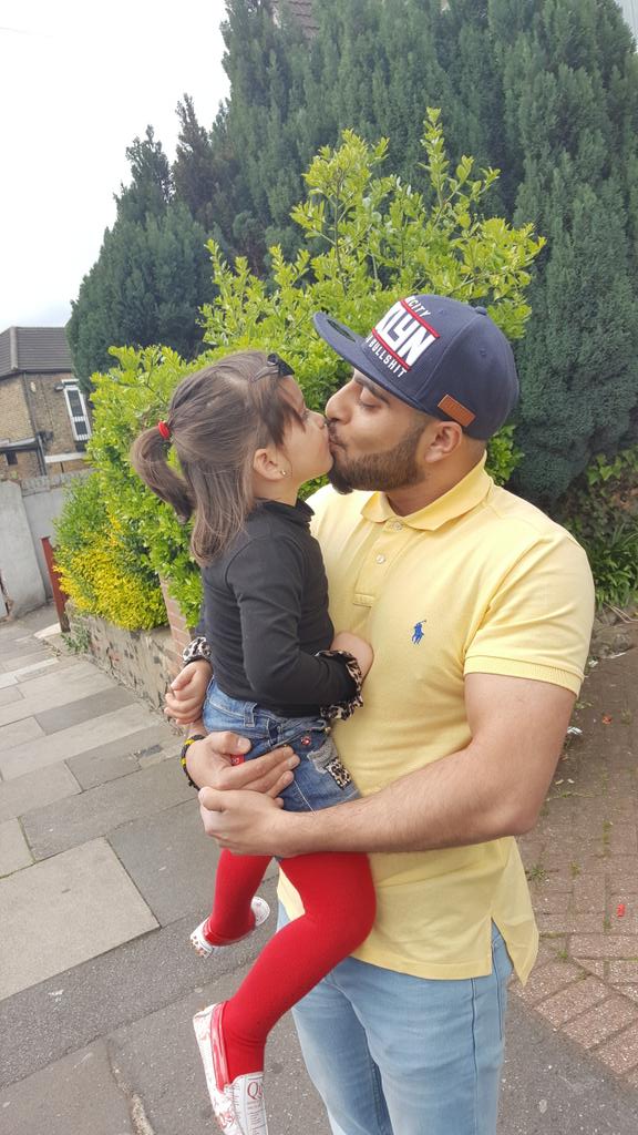 mubindegsy's tweet photo. I love my daddy @F4JOfficial @71nm @MazBONAFIDE http://t.co/ojT6fDA41k
