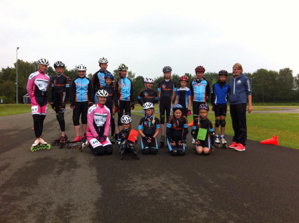 BemogPowerslide's tweet photo. Correctie op vorige tweet: €655 😁 Hier onze toppers! http://t.co/tRTUShrSg2