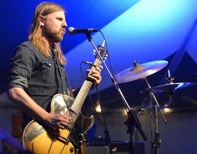 swbooster's tweet photo. . @SteveHill & @Bend_Sinister rocking it at #ldn2015 on Friday. Festival wraps up tonight w/ the Mad Caddies. http://t.co/hkDXeCBZ0r