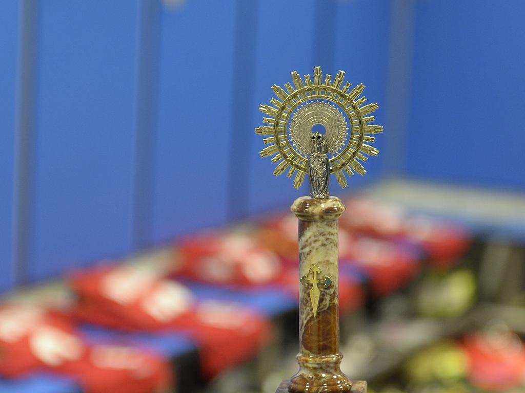 ¡Salimos hacia el estadio! Como siempre, ella está allí para ayudarnos... #ConNosotrosUnaMás
#ZaragozaNuncaSeRinde