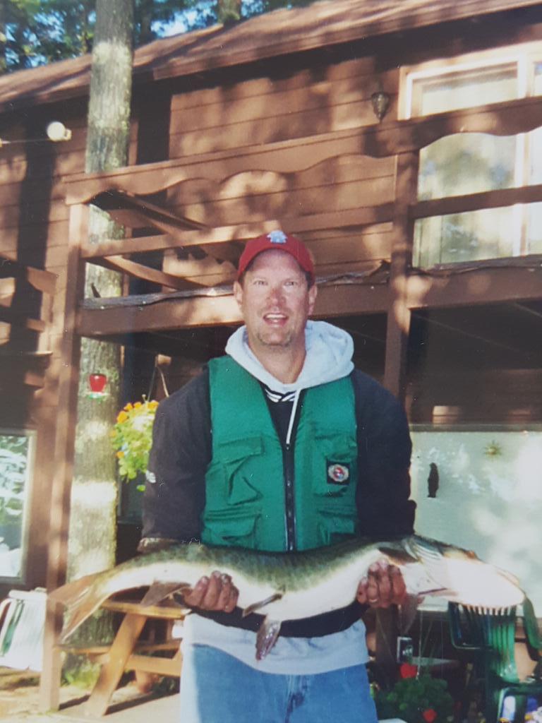 squibbbly's tweet photo. Happy Father's day to one of the only dads cool enough to have a twitter, @BobWissing #CatchAllTheFish #PopNotDad http://t.co/8kI0spZKbo