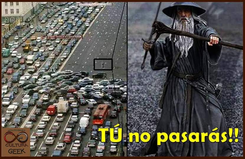 Multiverso2099's tweet photo. Recuerden que en nuestro #Facebook oficial  #MULTIVERSO tiene su propia sección de #memes #Batman #Gandalf #Goku http://t.co/o17B70Ussp