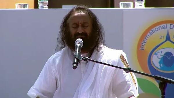 " #Meditation is the Soul of #Yoga .Unites the finite with infinite,tangible with etheral" <a href="/SriSri/">Gurudev</a> at <a href="/UN/">United Nations</a> #iDayofYoga
