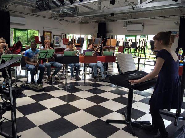The_Millfield's tweet photo. #BugsyMalone rehearsals at #MillfieldTheatre today with @StMonicaPlayers - opens Wed 24 Jun #EntertainmentInEnfield http://t.co/zxC0zc3AyP