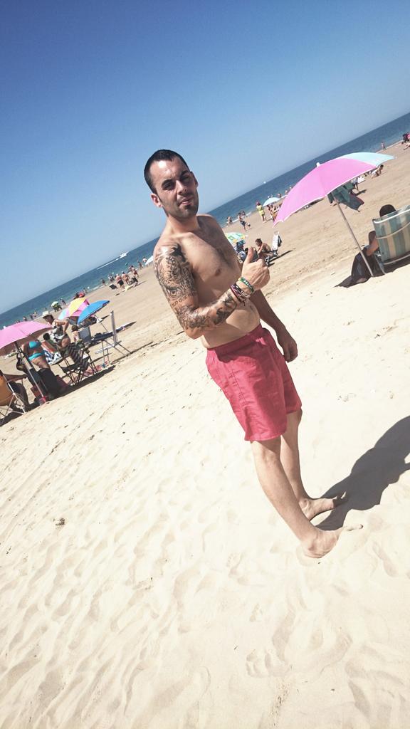 marinalg23's tweet photo. En la playita cn mi cari @juanjes06126248  k bien no lo hemos,pasaoo en jajajajajaja tkm http://t.co/OTQlUJdY7l