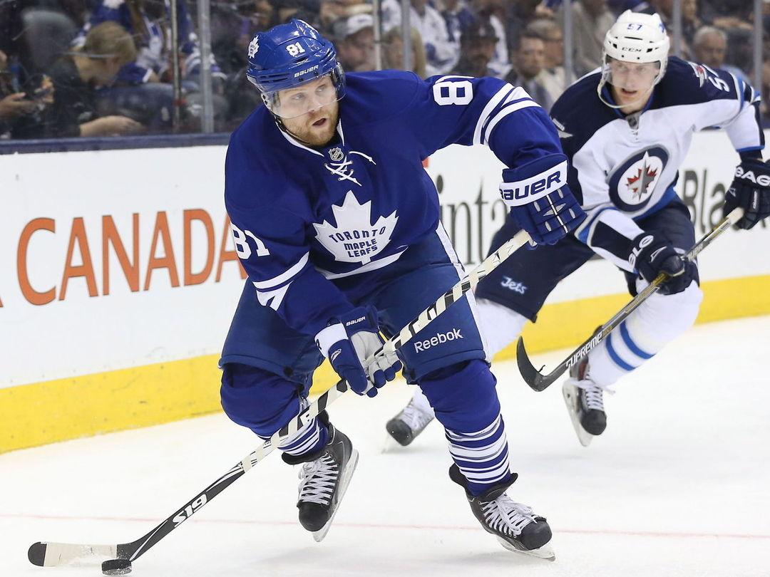 theScoreNHL's tweet photo. Report: Maple Leafs willing to take contract back in Kessel deal http://t.co/7ro925pRDZ http://t.co/YE0nRR9WEr