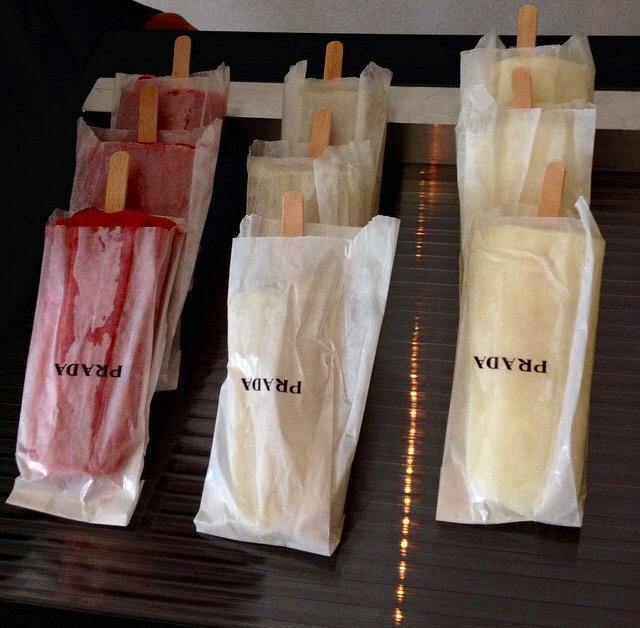 FucKurt_'s tweet photo. God is already eating haha #prada ice cream http://t.co/TWz9YZO6WY