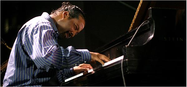 Sunday Jazz    Happy Birthday to Eric Reed   