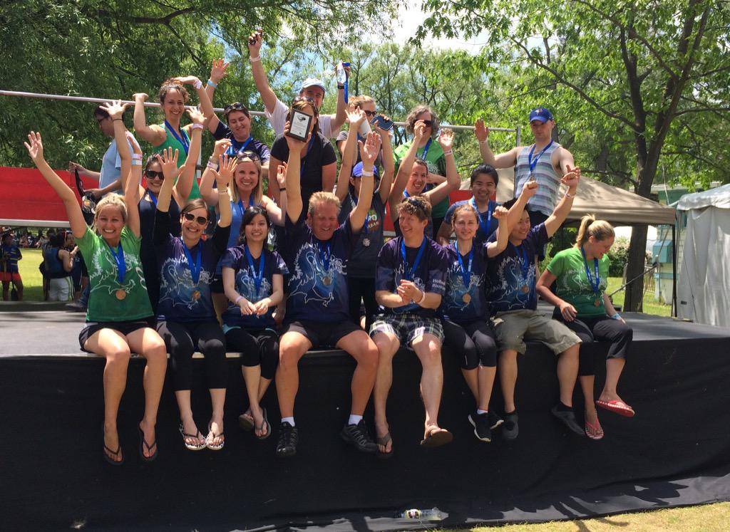 BernardiKate's tweet image. Finishing the season w a bang! ANOTHER medal finish for the @HBKidsHospital #TidalWaves! #DragonBoatFestival#Toronto