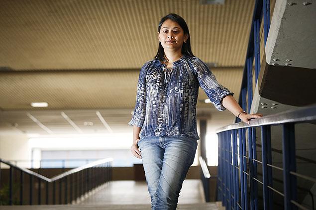 folha's tweet image. Professora da USP levou oito meses para abrir negócio que fechou em nove uol.com/bbfwxy