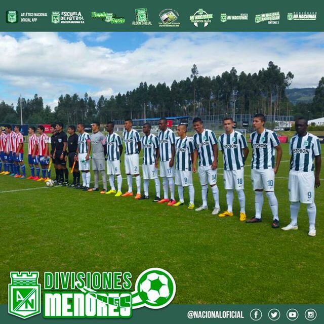nacionaloficial's tweet photo. El verde goleó 4 - 1 a la Selección de Paraguay y se clasificó a Cuartos de Final de la Copa Mitad del Mundo. http://t.co/nMyKhy414b