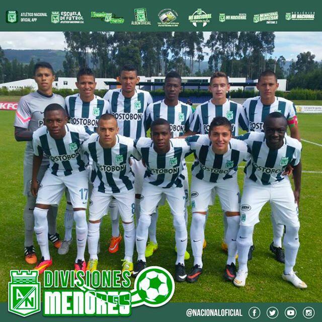 nacionaloficial's tweet photo. El verde goleó 4 - 1 a la Selección de Paraguay y se clasificó a Cuartos de Final de la Copa Mitad del Mundo. http://t.co/nMyKhy414b
