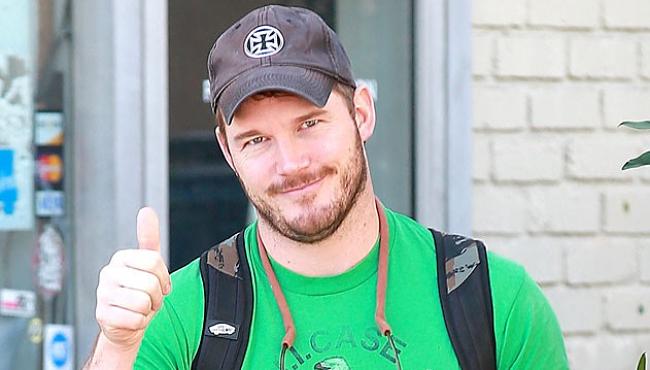 enews's tweet image. Happy 36th birthday (and happy Father's Day) to Chris Pratt! See some of his hottest pics bit.ly/1SAFX5J