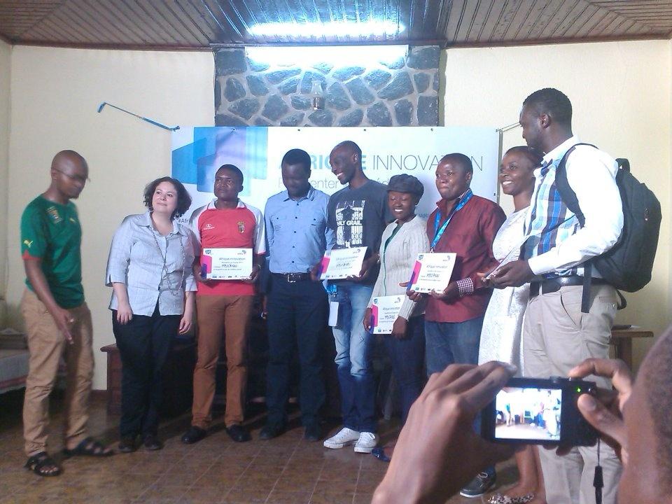 Photo de famille avec les gagnants. #Mboagri #AfriqueInnovation #Cameroun