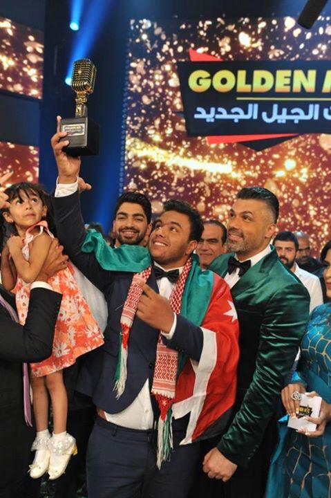 FaresKaram_Land's tweet photo. إشتقنا ل #صوت_الجيل_الجديد يللي كان بيجمعنا بفارسنا كل أحد 
ناطرينكن في الموسم الثاني ❤️
@Fares__Karam
@GoldenMicAR http://t.co/4JF99XQ30o