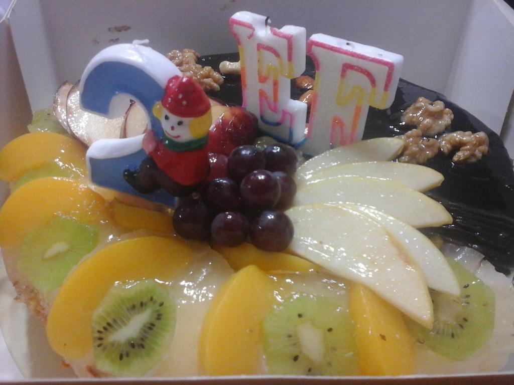 CokyCrazyByAB's tweet image. @SrBachchan Celebrating this special day #21June2013
Hope u know how much I care about this day &amp;amp; how much I love you