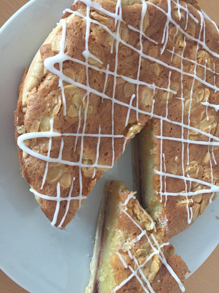sophie_hyam's tweet photo. @itsabakingthing Traditional Bakewell Tart 4 Father's Day #homebake #BakingChat #ownrecipes #FathersDay http://t.co/0Zx6sgVN09