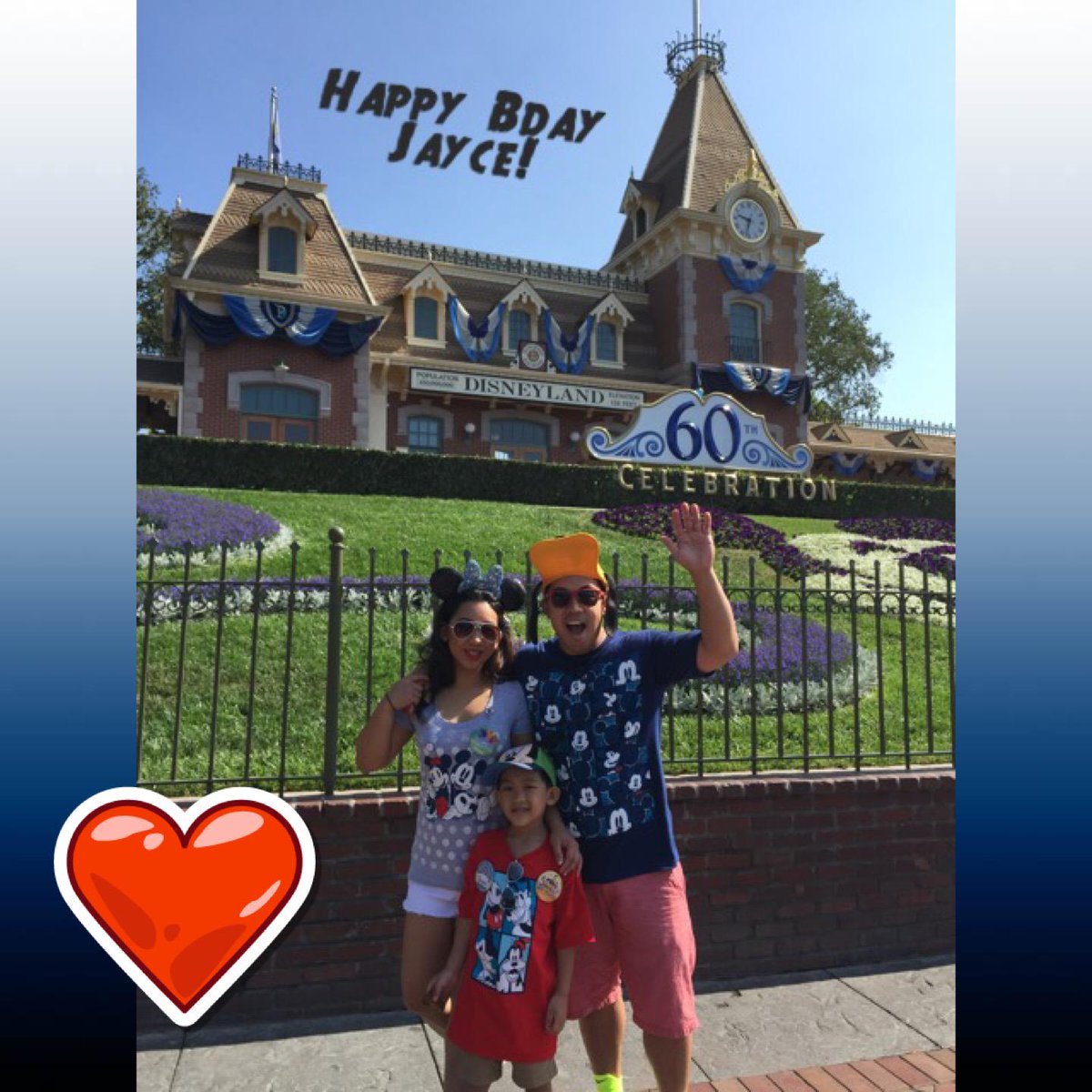 EarwaxXx's tweet photo. Happy bday #JayceFace! @_squeakz #disneyland (at @Disneyland in Anaheim, CA) https://t.co/l0yj6QHpPH http://t.co/VKEa5s3l1D